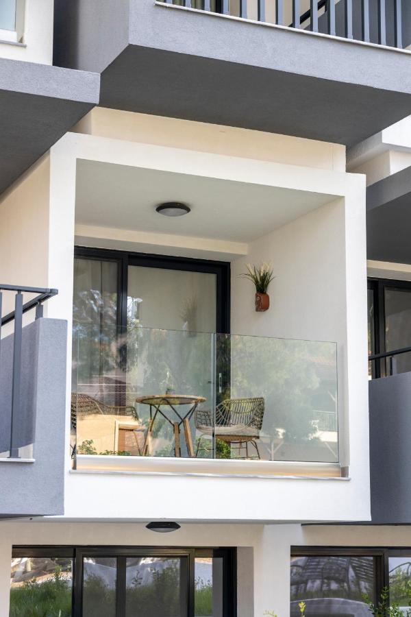 06 Suite Kallithea  Экстерьер фото