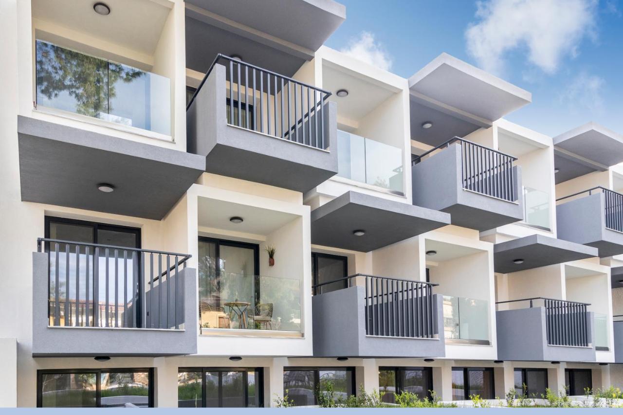 06 Suite Kallithea  Экстерьер фото